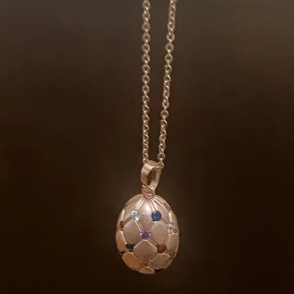 Elegant Rose Gold Egg Pendant Necklace with Multicolor Gems - Picture 2 of 10
